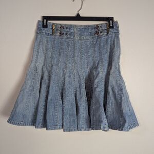 5/6 Apple Bottoms Pleated Light Wash Y2K Vintage Denim Skirt